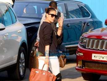 Kareena Kapoor Khan, Saif Ali Khan and Karisma Kapoor snapped returning from Goa