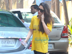 Kareena Kapoor Khan and Ananya Pandey spotted at a gym in Khar