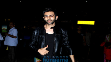 Kareena Kapoor Khan and Kartik Aaryan snapped at the airport