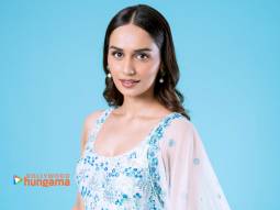 Celebrity wallpaper of Manushi Chhillar