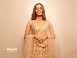 Celebrity wallpapers of Manushi Chhillar