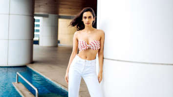 Celebrity wallpapers of Manushi Chhillar