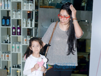 Manyata Dutt snapped with her daughter at a salon
