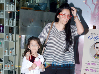 Manyata Dutt snapped with her daughter at a salon