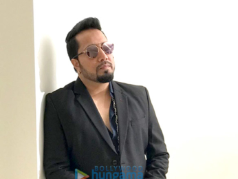 Mika Singh at the press meet for the success of song 'Aaja Sohniye'
