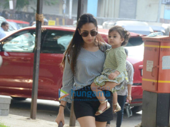 Mira Rajput and daughter at khar