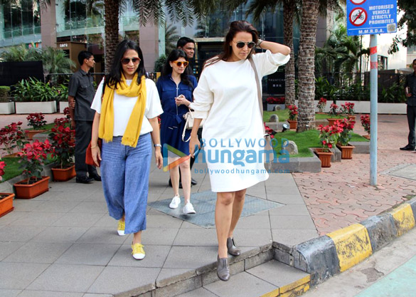 neha dhupia spotted at yautcha in bkc 4
