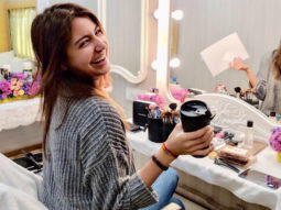 Newlywed Anushka Sharma gets floral welcome from Shah Rukh Khan and Zero team