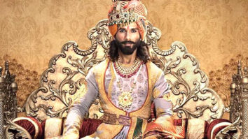 Box Office: Padmaavat crosses 50 crore; collects Rs. 32 cr. on Day 2 Box Office: Padmaavat crosses 50 crore; collects Rs. 32 cr. on Day 2