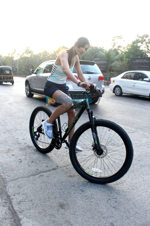 pooja chopra spotted riding a bicycle in lokhandwala 7