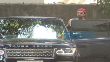 Ranbir Kapoor spotted at dance class in Khar