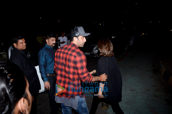 ranbir kapoor spotted with family at yauatcha 5