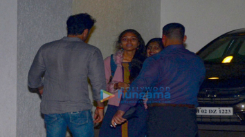 Ranbir Kapoor takes a ride on his cycle to home after movie shoot