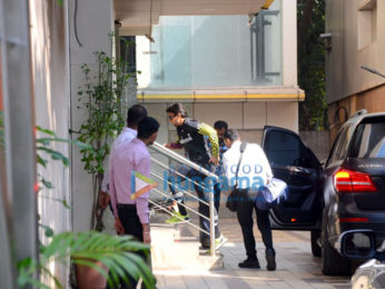 Ranveer Singh spotted after dance rehearsals in Bandra