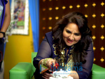 Reena Roy celebrates her comeback on the sets of her chat show