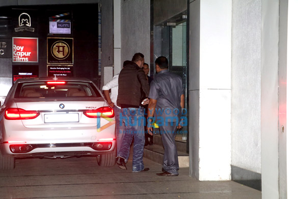 sanjay dutt spotted with his new car 6