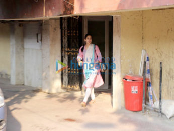 Sara Ali Khan and Janhvi Kapoor snapped at the gym