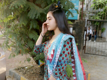 Sara Ali Khan spotted with mother Amrita Singh at Kromakay saloon in Juhu