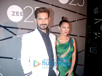 Shah Rukh Khan, Akshay Kumar, Deepika Padukone and others attend a bash held to celebrate 25 years of Zee network