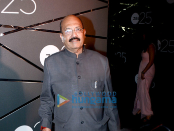 Shah Rukh Khan, Akshay Kumar, Deepika Padukone and others attend a bash held to celebrate 25 years of Zee network