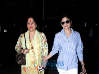 Shilpa Shetty and family snapped at the airport