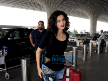 Shraddha Kapoor, Taapsee Pannu and Divya Dutta spotted at the airport