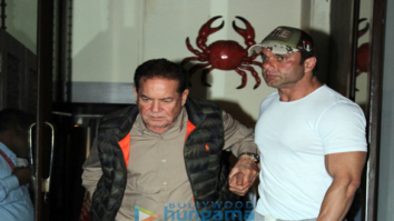 Sohail Khan and Arbaaz Khan snapped with their family at Bastian in Bandra