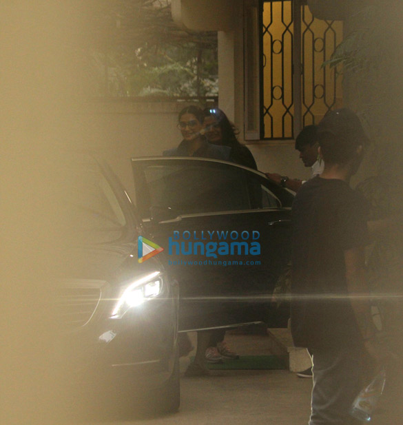 sonam kapoor and r balki snapped at sunny super sound 3