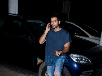 Sophie Choudry, Karan Tacker snapped at Manish Malhotra's home