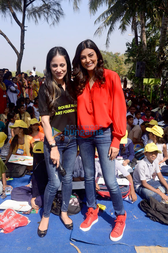 sushmita sen and rouble nagi snapped attending a republic day celebration 5