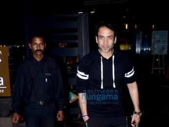 Tusshar Kapoor snapped with his new car