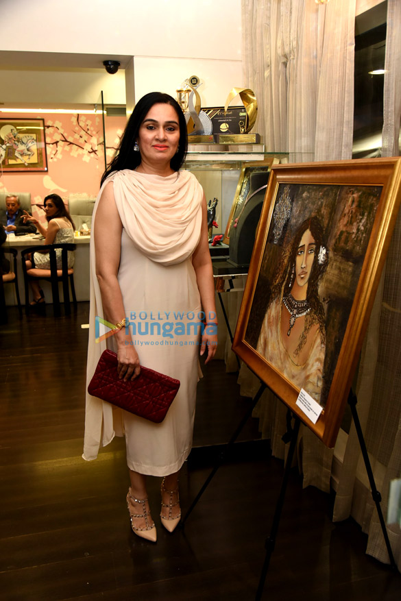 urvashi sharma at ghanasingh be true for bina azizs art meets jewellery event 3