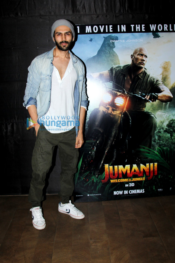 varun dhawan hosts a special screening of jumanji welcome to the jungle 3