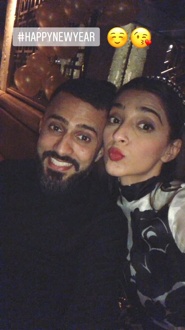 WATCH Sonam Kapoor and Anand Ahuja cuddle and dance while ringing New Year together!1