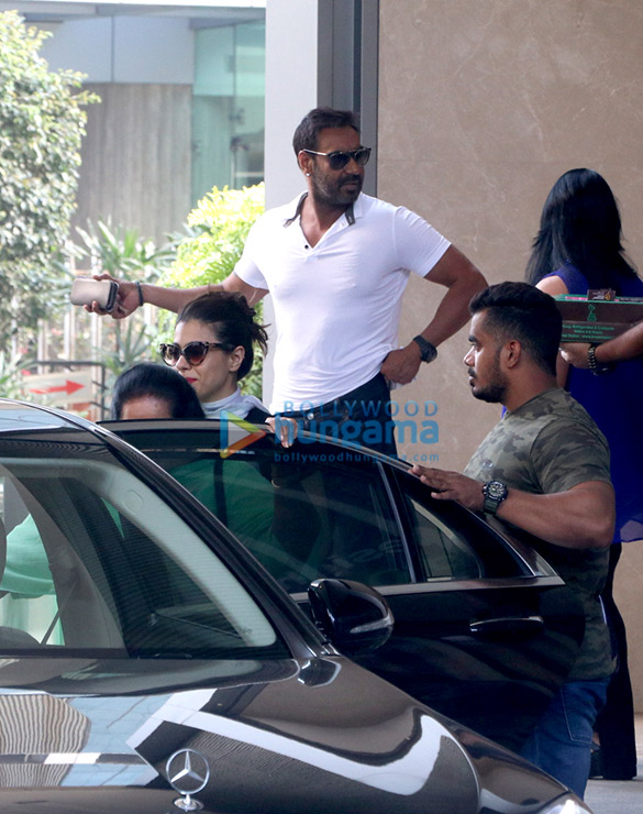 ajay devgn with family spotted at yauatcha bkc 4