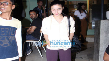 Alia Bhatt spotted at The Kitchen Garden in Bandra
