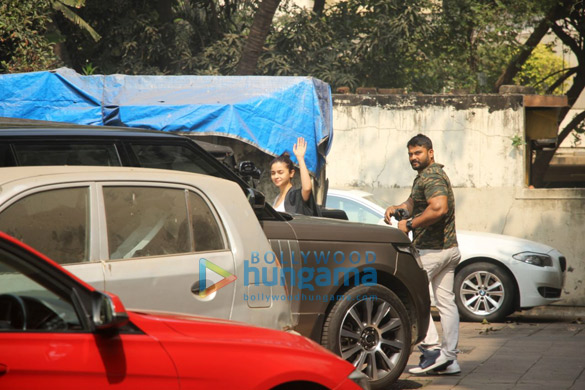 alia bhatt spotted at a gym in bandra 4