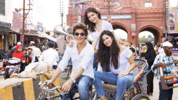 Zero inside pic OUT! Anushka Sharma & Katrina Kaif go with Shah Rukh Khan on a crazy ride!
