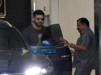 Arjun Kapoor snapped outside Ashutosh Gowariker's office