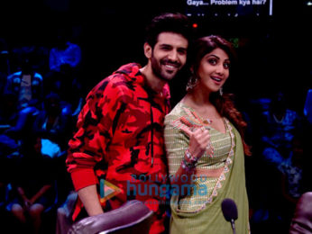 Cast of Sonu Ke Titu Ki Sweety snapped on the sets of Super Dancer 2