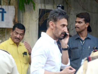 Celebs attend Sridevi's cremation ceremony at Seva Samaj Crematorium and Hindu Cemetery in Vile Parle, Mumbai