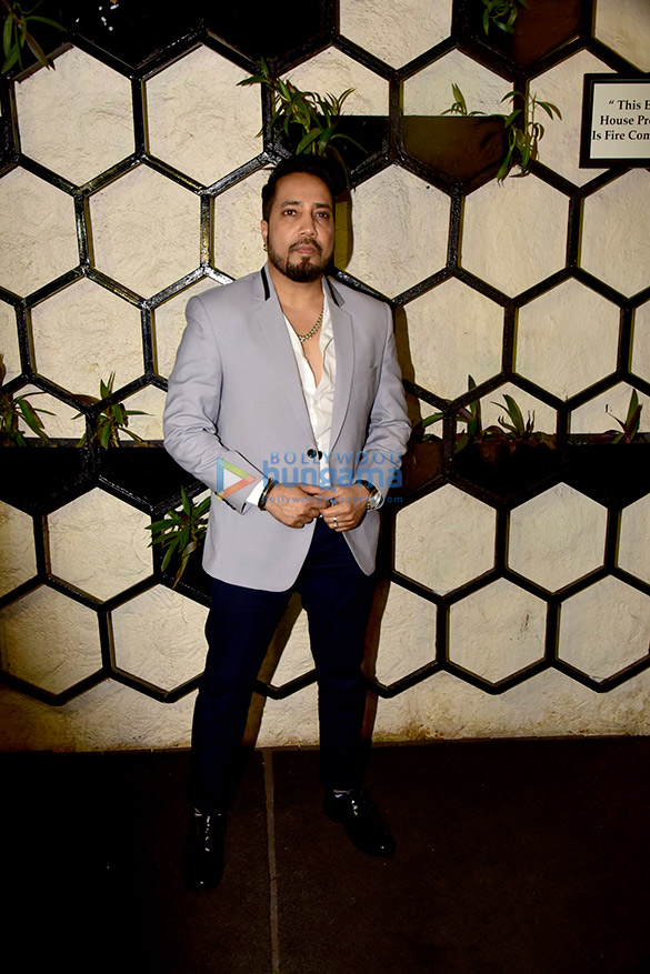 celebs grace varun sharmas birthday bash 15