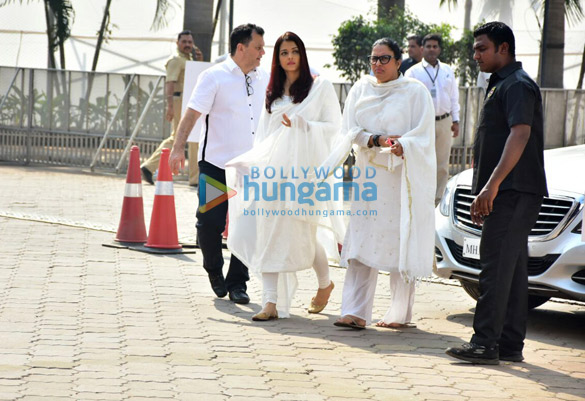 celebs snapped attending sridevis condolence meeting at celebrations sports club 20