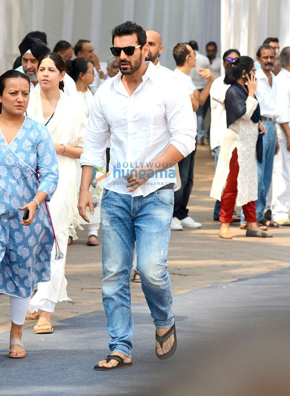 celebs snapped attending sridevis condolence meeting at celebrations sports club 3 2