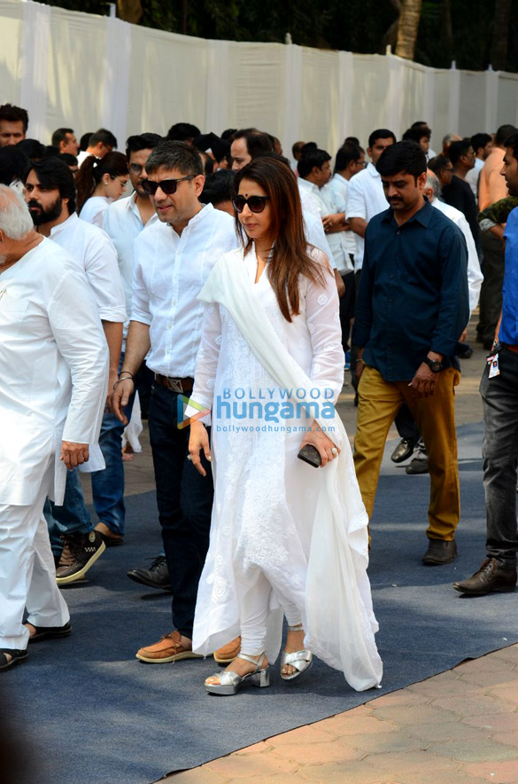 celebs snapped attending sridevis condolence meeting at celebrations sports club5 1
