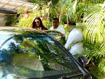 Deepika Padukone spotted after salon session in Bandra