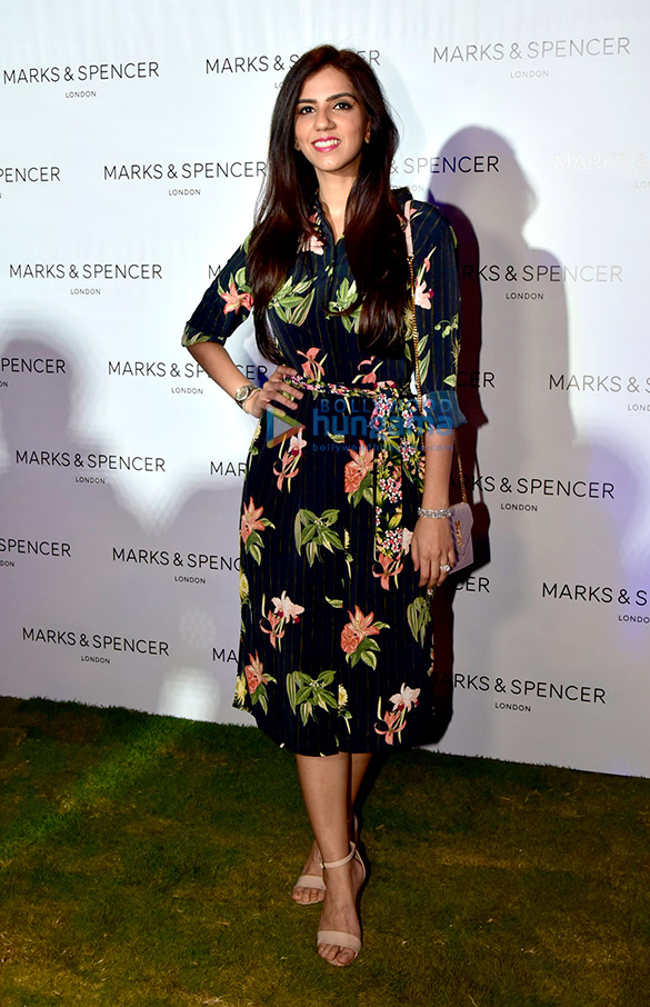esha gupta and ali fazal grace the launch of marks spencers 2018 collection 10