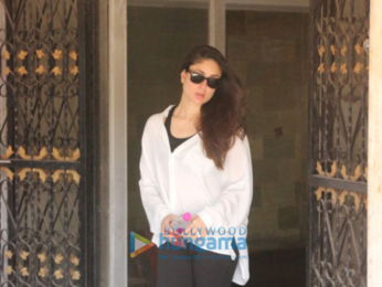 Kareena Kapoor Khan spotted outside the gym in Bandra