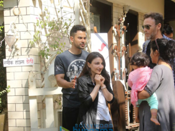 Kunal Khemu and Soha Ali Khan spotted after lunch in Bandra
