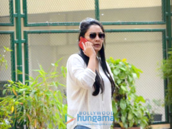 Maanyata Dutt spotted outside her residence in Bandra